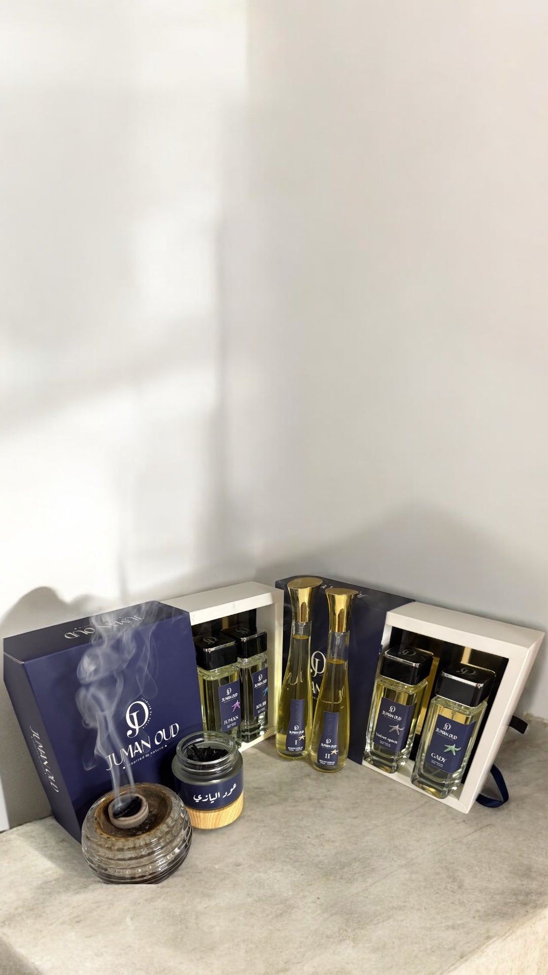 “عرض العيد المميز من جمان عود! احصل على 4 عطور فاخرة (100 مل) + معطر جو (100 مل) + عود اليازي (100 جرام) بسعر 550 درهم فقط. اغتنم الفرصة وتألق بأجمل الروائح